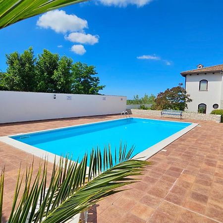 Holiday Home Bellavista Tar-Vabriga Exterior photo